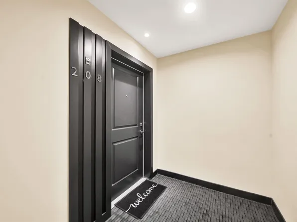 20834 80th Ave #B208, Langley, BC V2Y 3M4