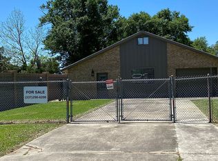 1752 Acadian Dr, Houma, LA 70363