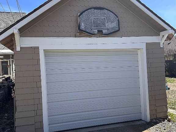 5th image of 1717 Lowell Ave