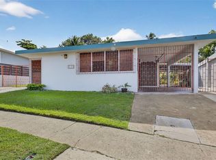 McKinley Street Parkville #URB-17, Guaynabo, PR 00969