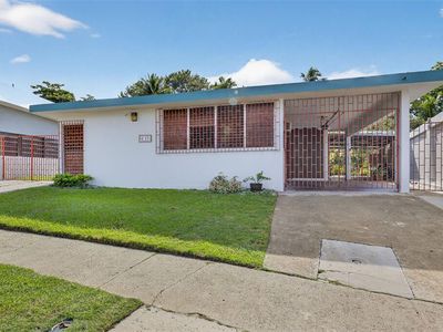 McKinley Street Parkville #Urb-17, Guaynabo, PR, 00969