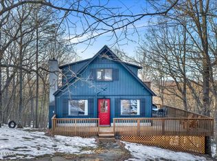 108 Owl Ct, Lackawaxen, PA 18435
