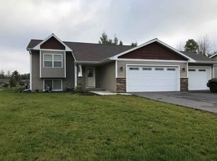 782 Pinedale Ln, Kronenwetter, WI 54455