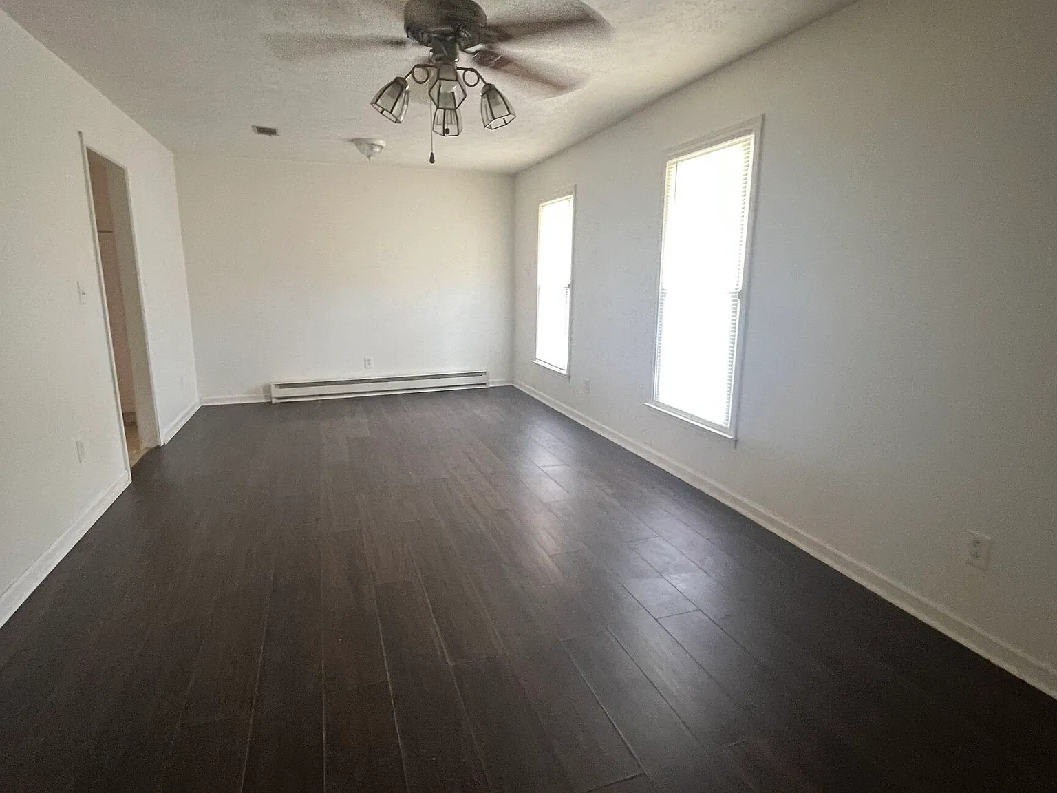 3 bed, 2.0 bath, 1444 sqft, $1,850 — Photo 4