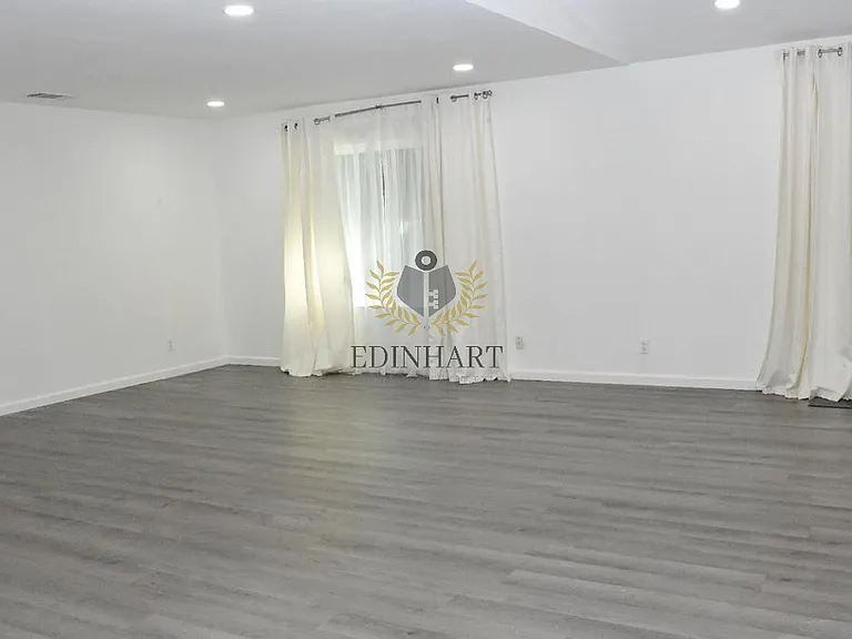 5276 E Inyo St — Photo 9