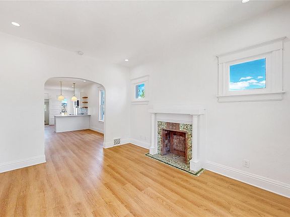 4th image of 3459 N Marion Street