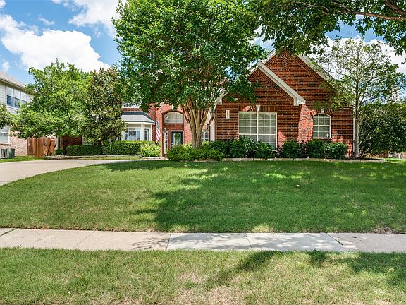 3rd image of 1521 Briar Meadow Dr