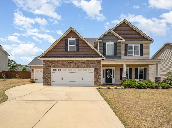 27 Fleetwood Ct, Lillington, NC 27546