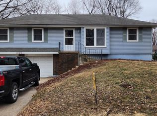 1008 SW Speas Dr, Blue Springs, MO 64014