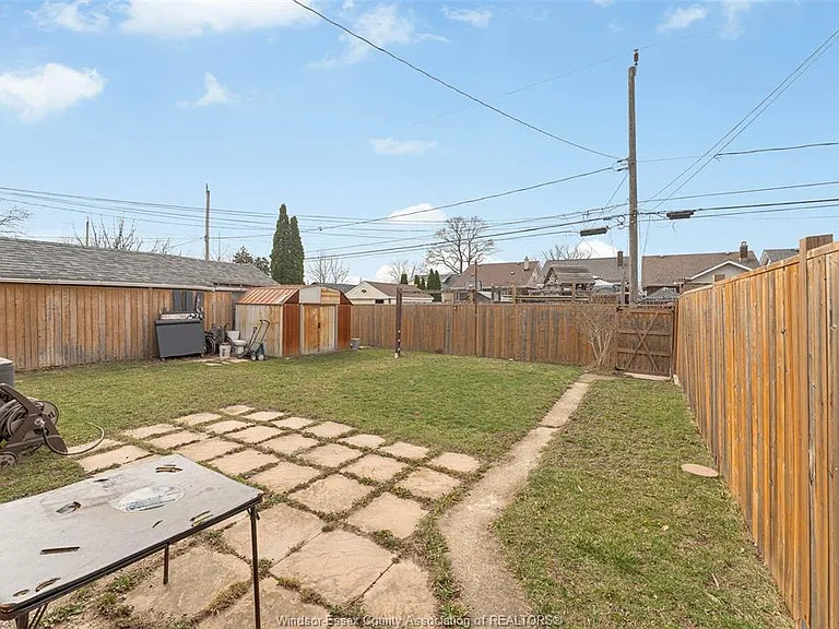 1771 Windermere Rd — Photo 6