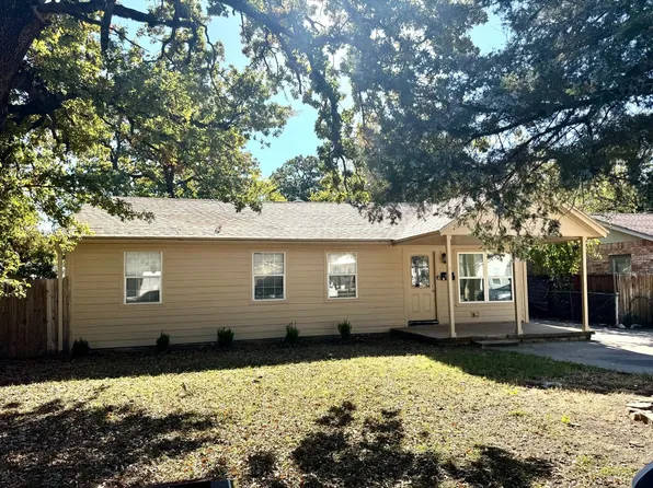 4008 Springdale Rd, Haltom City, TX 76111