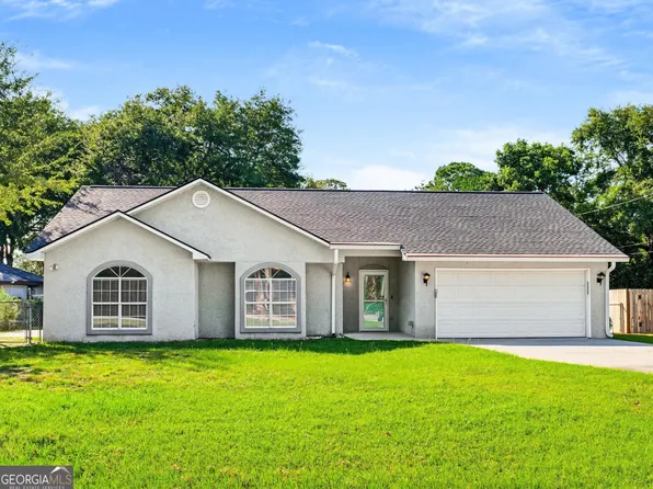 303 Ethridge Dr, Brunswick, GA 31525