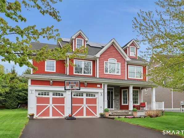 17 Birmingham Circle, Farmington, CT 06085