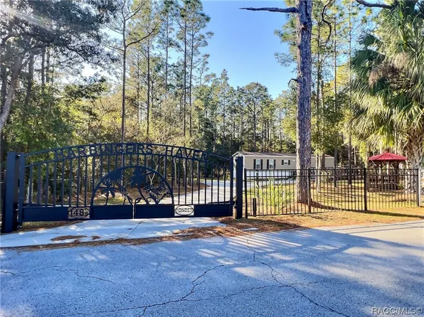 148 S Ponder Ave, Lecanto, FL 34461