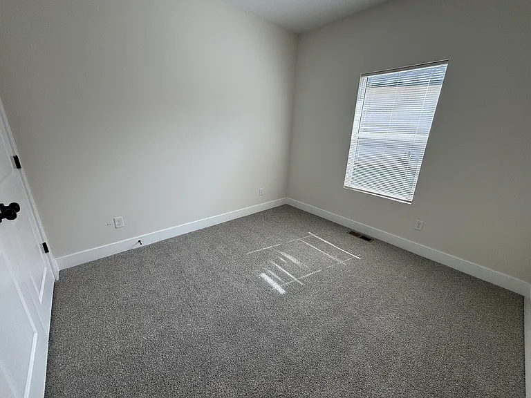 5249 S Chase Ave — Photo 16