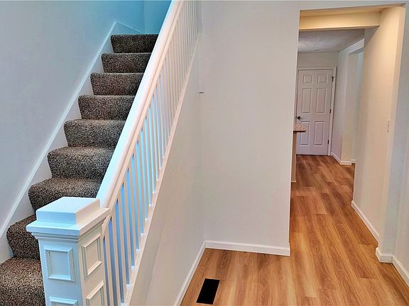 4th image of 285 Allegheny St