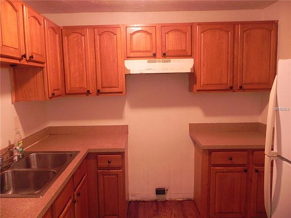 4th image of 715 29th Ave S