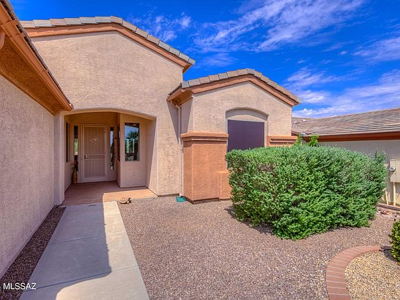 4th image of 932 W Mountain Stone Dr