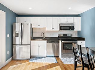 582 Dedham St, Wrentham, MA 02093