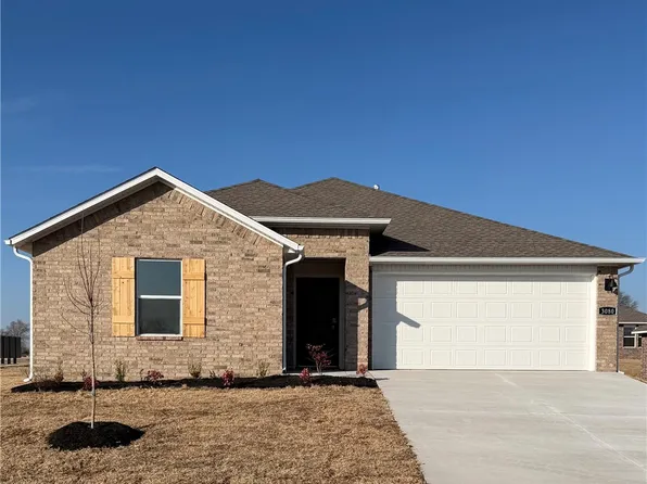 3080 Amarillo Way, Centerton, AR 72736