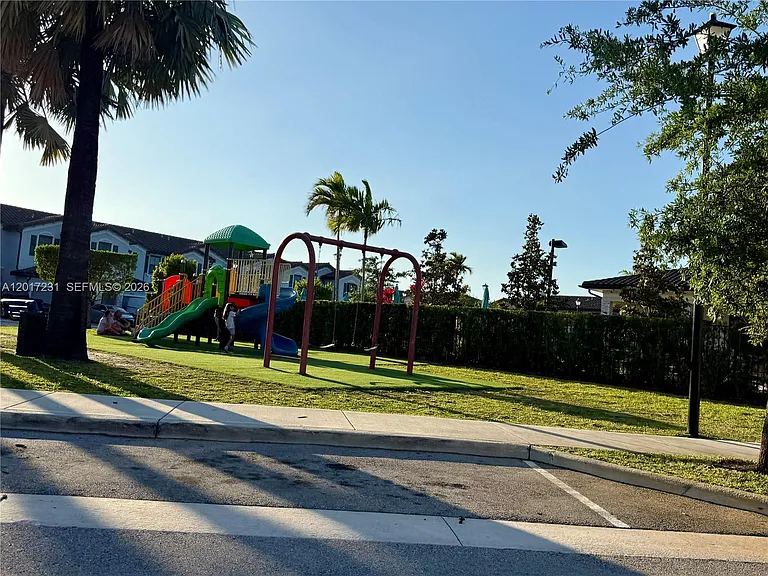 11315 SW 250th Ter — Photo 13