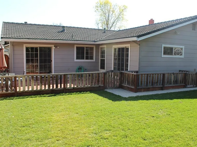 1751 Curtner Ave — Photo 16