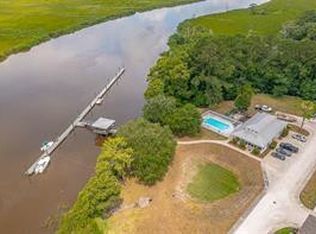 108 Cathead Ln #9, Darien, GA 31305