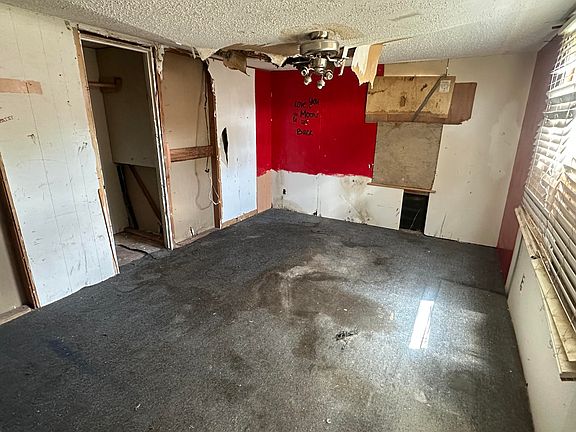 5th image of 417 E 42nd St