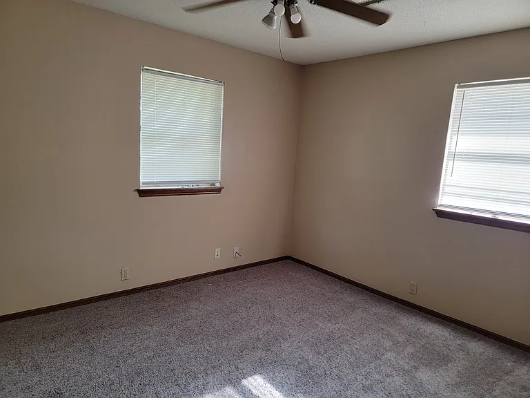 3201 Chisholm Trl — Photo 11