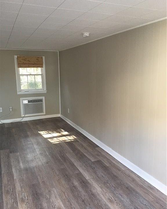 2nd image of 721 Norman Ave