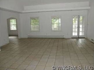 2nd image of 160 Grayson Ct