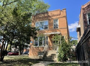 3900 N Sawyer Ave #2, Chicago, IL 60618