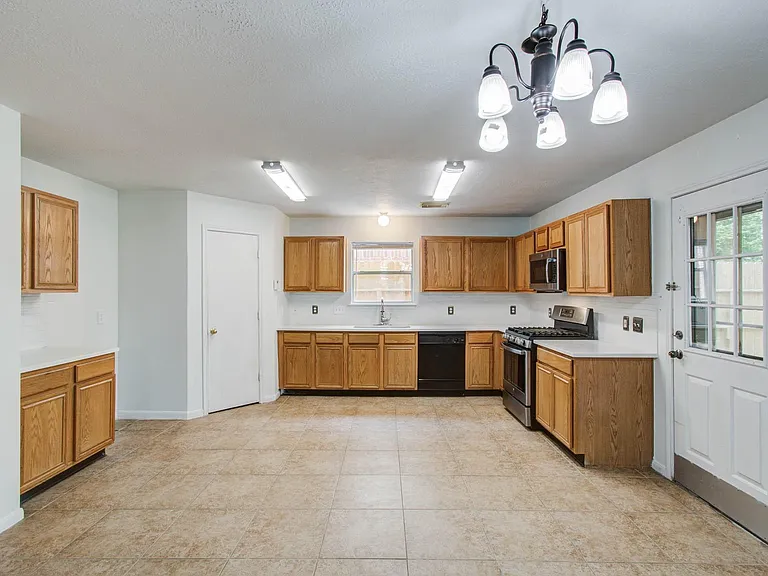 18119 Dusty Terrace Ln — Photo 17