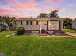 4132 Locust Ln, Fairfax, VA 22030