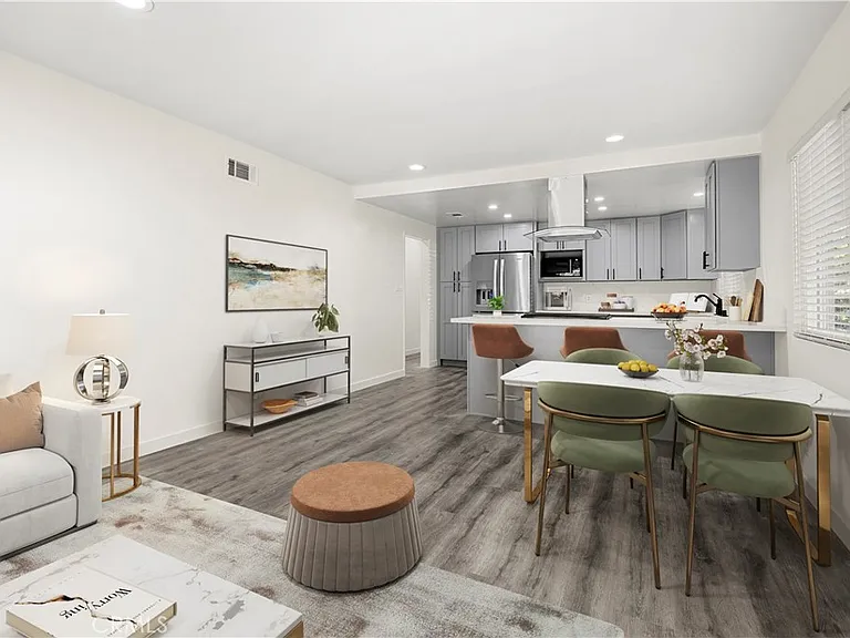 369 San Juan La Canada — Photo 4