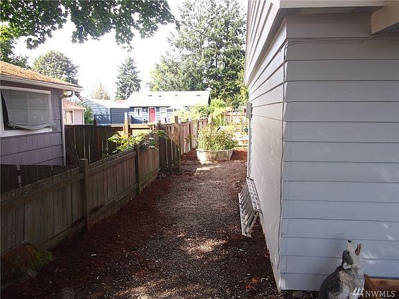 5th image of 1309 118th St S