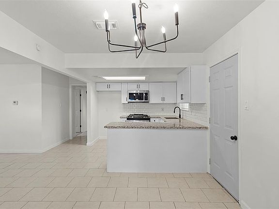 5th image of 6339 Oaknut Drive