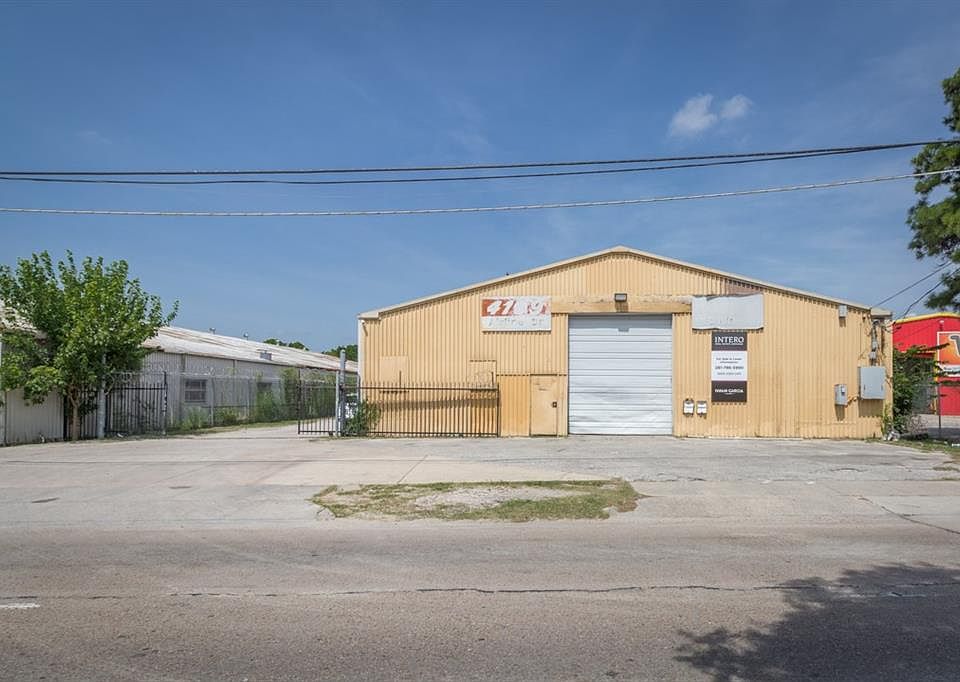 1st image of 4109 Airline Dr