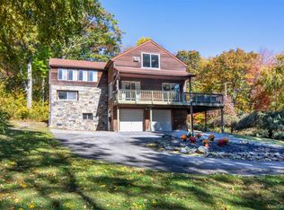 16 Oskar Drive, Mahopac, NY 10541
