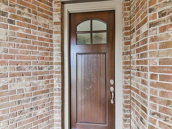 3rd image of 7010 Water Glen Ln