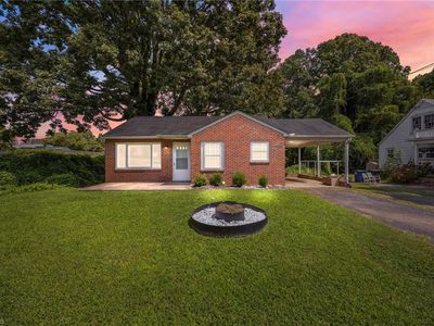 3627 S Main St, Winston Salem, NC, 27127