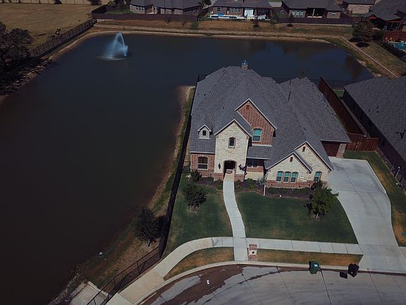 2nd image of 7817 Bentley Dr