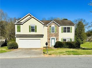 10 Glenabbey Dr NW, Cartersville, GA 30120