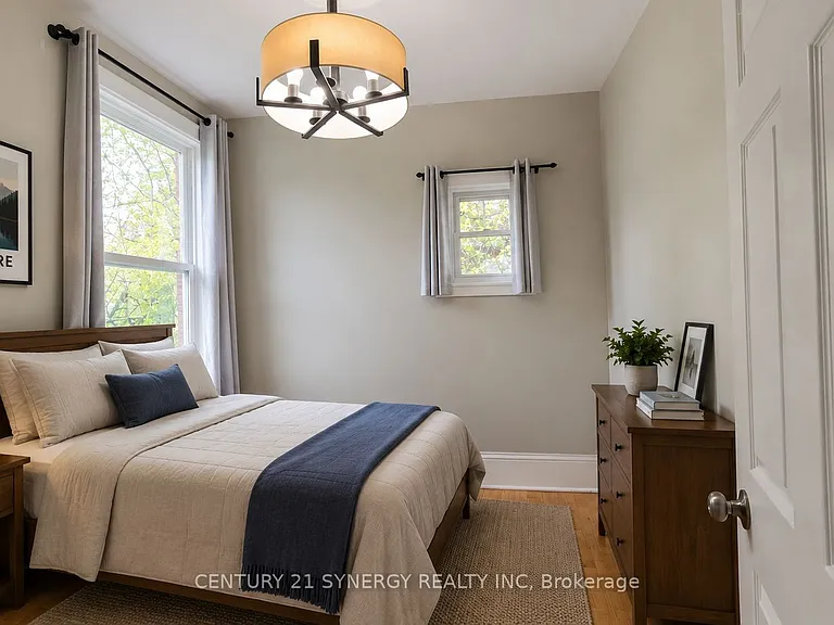229 Charlotte St #2 — Photo 11