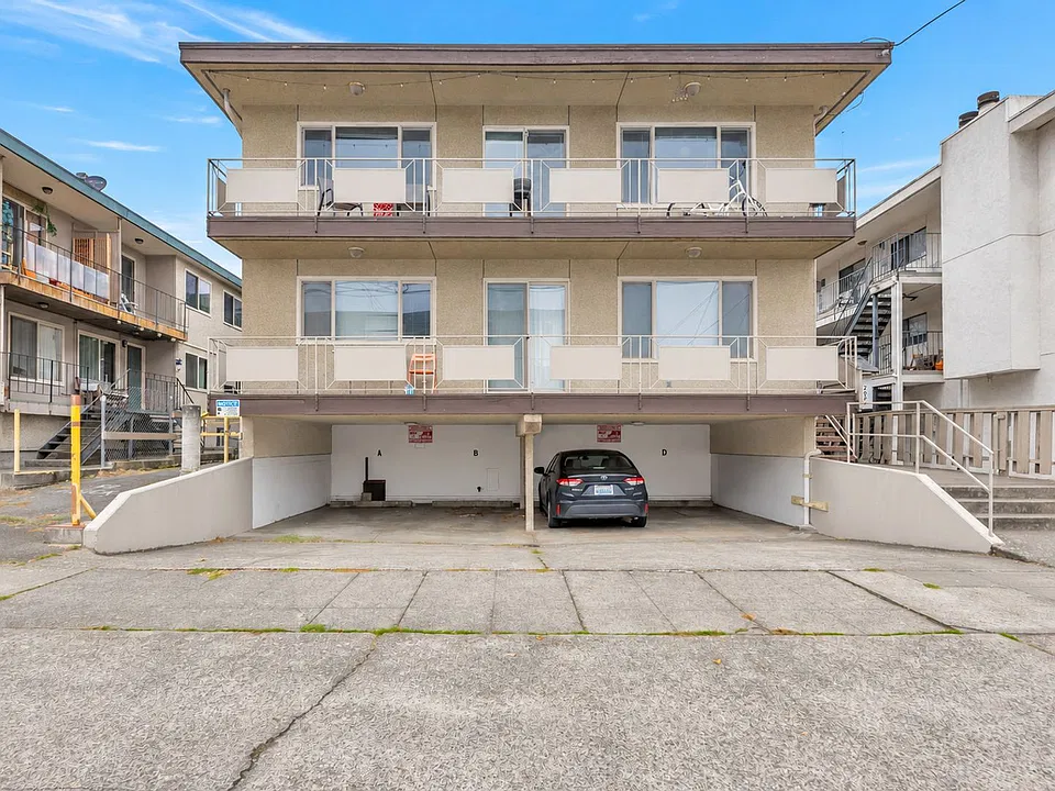 2028 NW 59th St