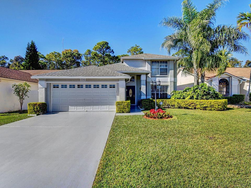 1st image of 2765 Foxhall Dr W