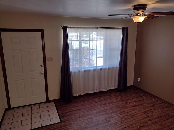 5th image of 3136 Hillrise Dr APT A