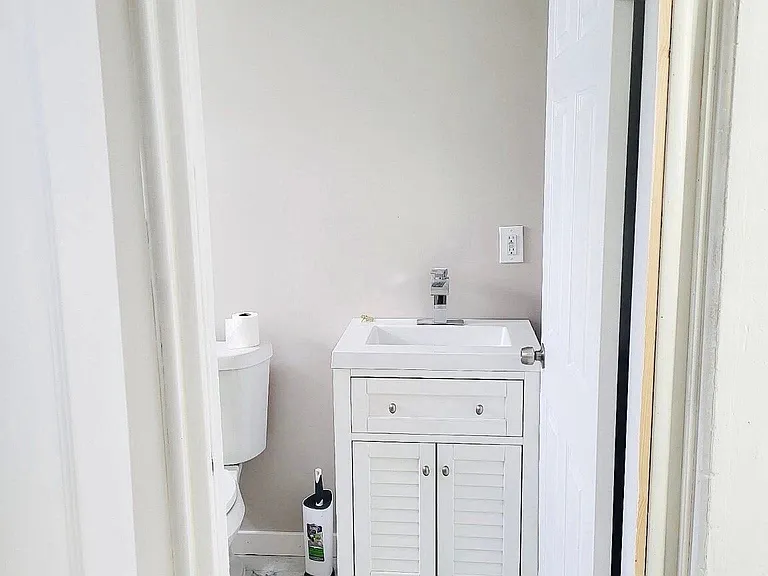 721 Lyon St #2 — Photo 7