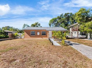 1517 Gray St S, Gulfport, FL 33707