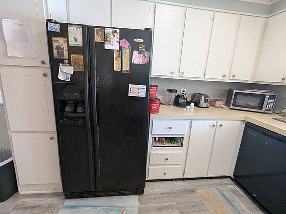 5th image of 15777 Bolesta Rd #90